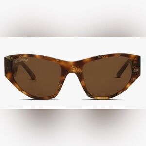 NEW Balenciaga Tortoise Shell Sunglasses with case and dust cleaner